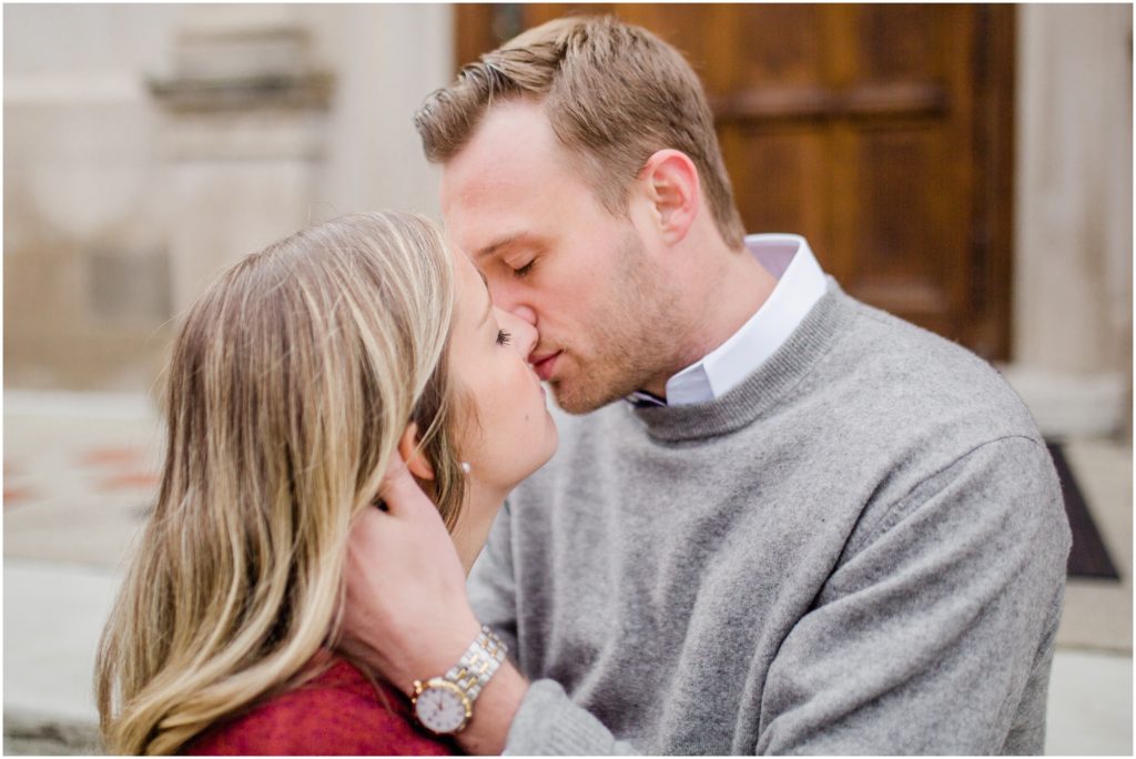 cozy winter engagement at Jeffery Mansion